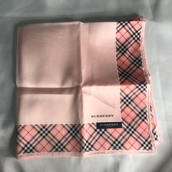 Burberry Accessories - burberry scarf